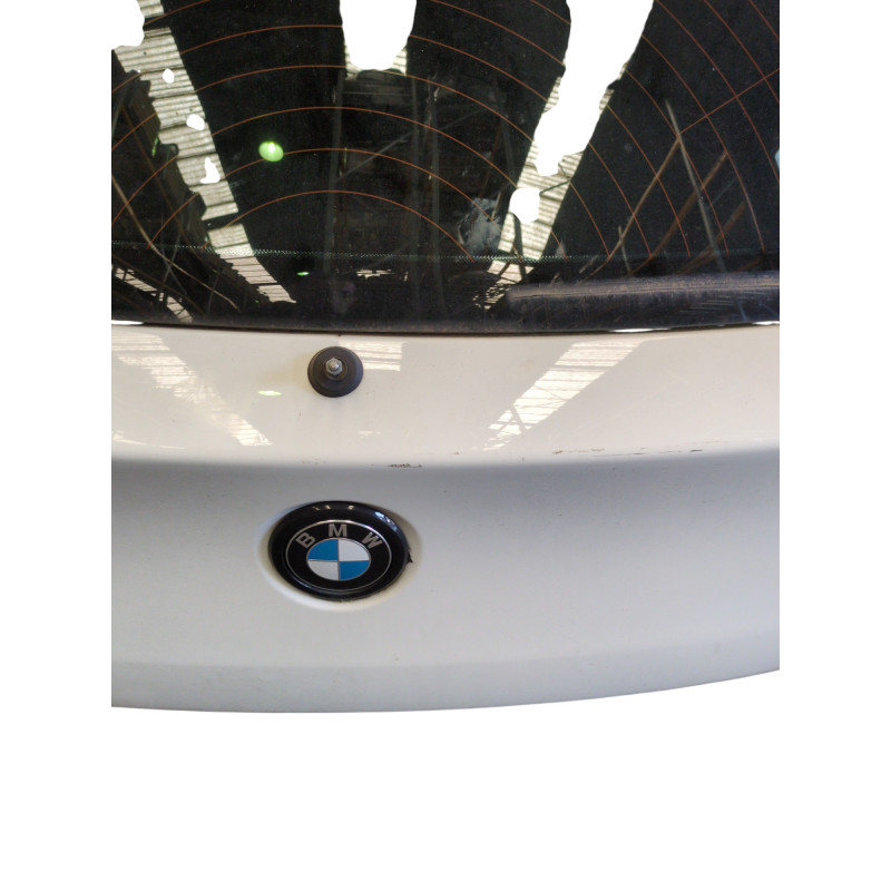 Malle/Hayon arriere BMW SERIE 1 F21 Photo n°1