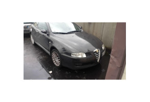 Malle/Hayon arriere ALFA ROMEO GT Photo n°8