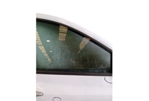 Porte avant droit RENAULT CLIO 3 Photo n°11