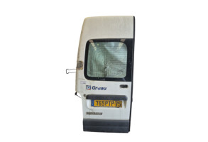 Porte de coffre gauche RENAULT MASTER 2 Photo n°1