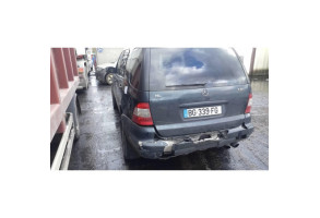 Malle/Hayon arriere MERCEDES CLASSE M 163 Photo n°11