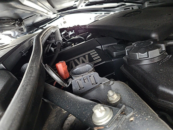 Interrupteur de leve vitre avant droit BMW SERIE 1 E87