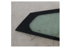 Vitre arriere droit TOYOTA AYGO 2 Photo n°2