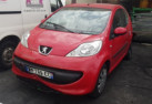 Attache ceinture arriere gauche PEUGEOT 107 Photo n°7