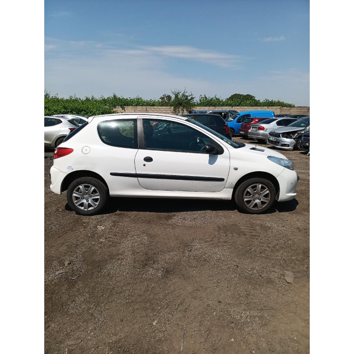Feu arriere principal droit (feux) PEUGEOT 206+ Photo n°10