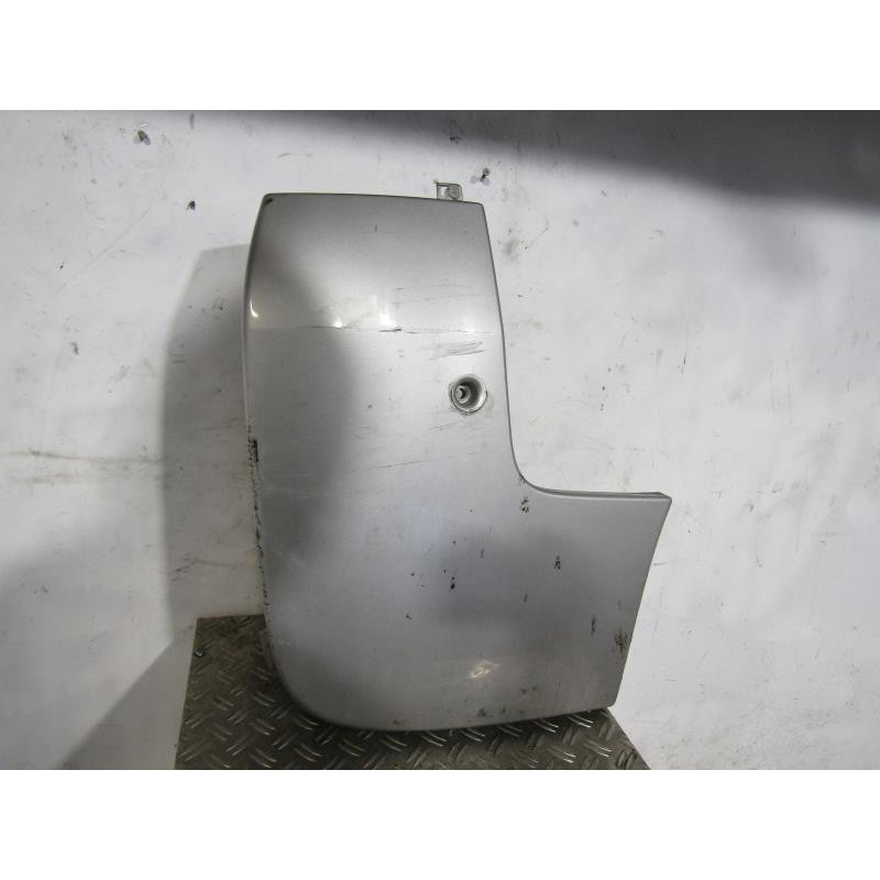 Crosse arriere droit RENAULT TRAFIC 2 Photo n°1