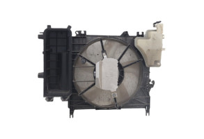 Moto ventilateur radiateur TOYOTA IQ Photo n°1