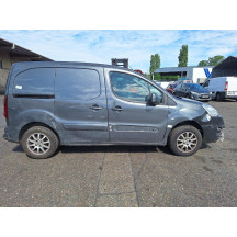 Feu arriere principal droit (feux) PEUGEOT PARTNER 2 Photo n°16