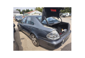 Capot MERCEDES CLASSE E 211 Photo n°11