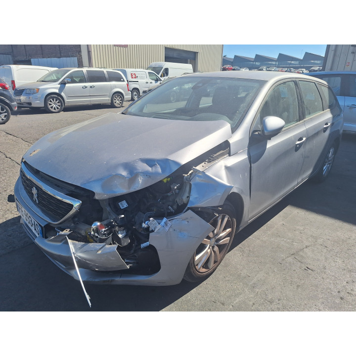 Feu arriere principal droit (feux) PEUGEOT 308 2 SW Photo n°14