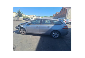 Feu arriere secondaire droit (feux) PEUGEOT 308 2 SW Photo n°13