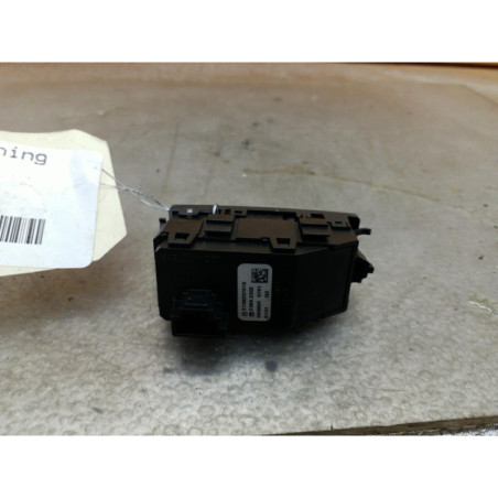 Bouton de warning MERCEDES CLASSE E 212