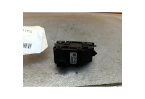 Bouton de warning MERCEDES CLASSE E 212 Photo n°1