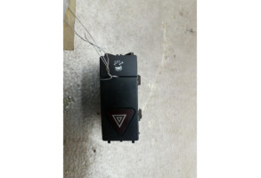 Bouton de warning MERCEDES CLASSE E 212 Photo n°2