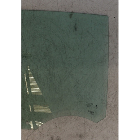 Vitre arriere droit CITROEN C4 3