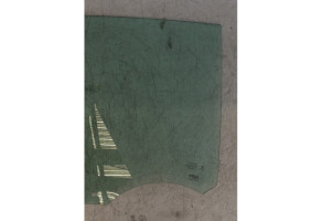 Vitre arriere droit CITROEN C4 3 Photo n°1