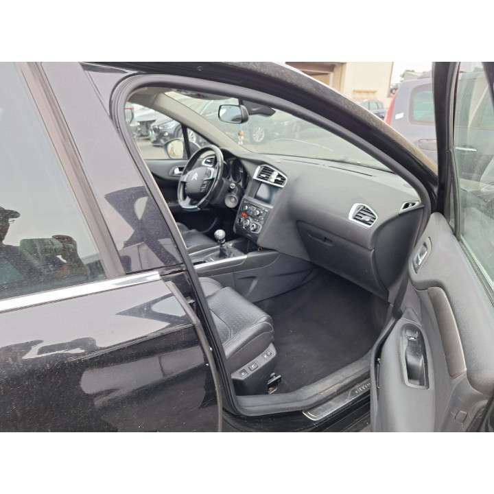 Feu arriere principal droit (feux) CITROEN C4 2 Photo n°14