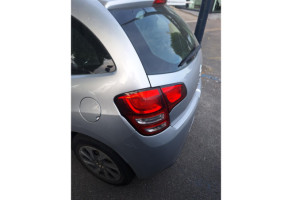 Feu arriere principal droit (feux) CITROEN C3 2 Photo n°16