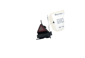 Bouton de warning MERCEDES CLASSE A 169 Photo n°3