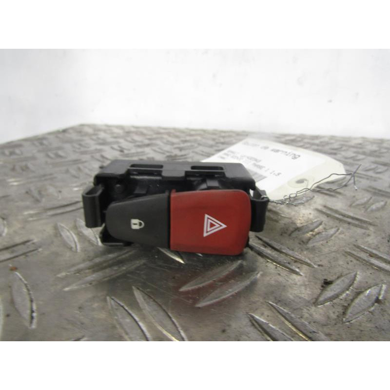 Bouton de warning RENAULT GRAND SCENIC 3 Photo n°1
