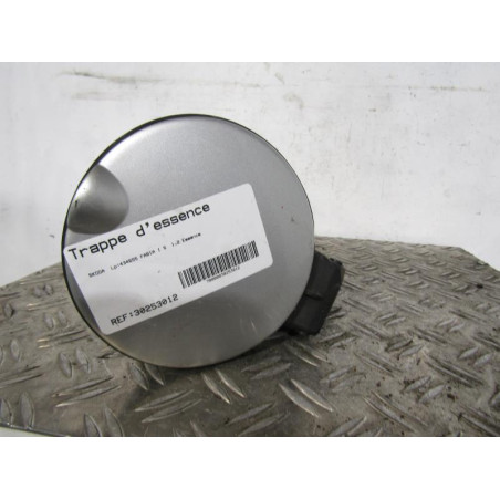 Trappe d'essence SKODA FABIA 1
