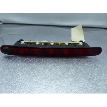 Feu arriere stop central SUZUKI SWIFT 3