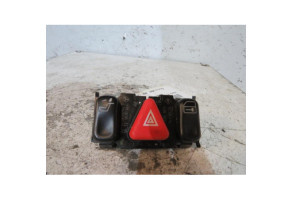 Bouton de warning MERCEDES CLASSE E 210 Photo n°1