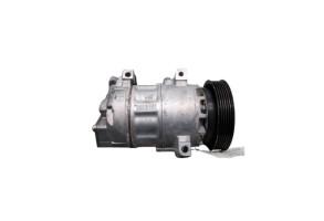 Compresseur clim RENAULT CLIO 4 Photo n°6