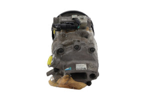 Compresseur clim OPEL KARL Photo n°2