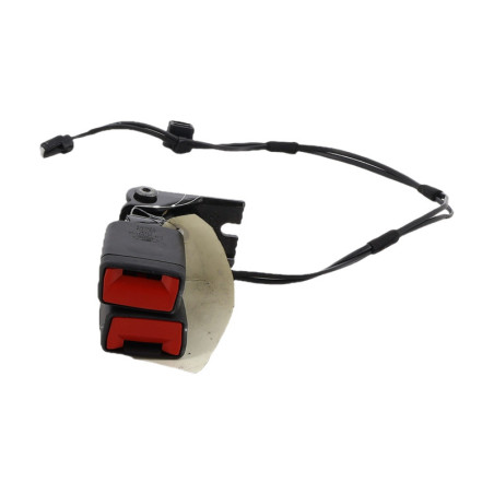Attache ceinture arriere droit FORD PUMA 2