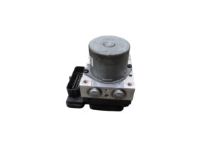 Bloc ABS (freins anti-blocage) HYUNDAI I 20 2 Photo n°13