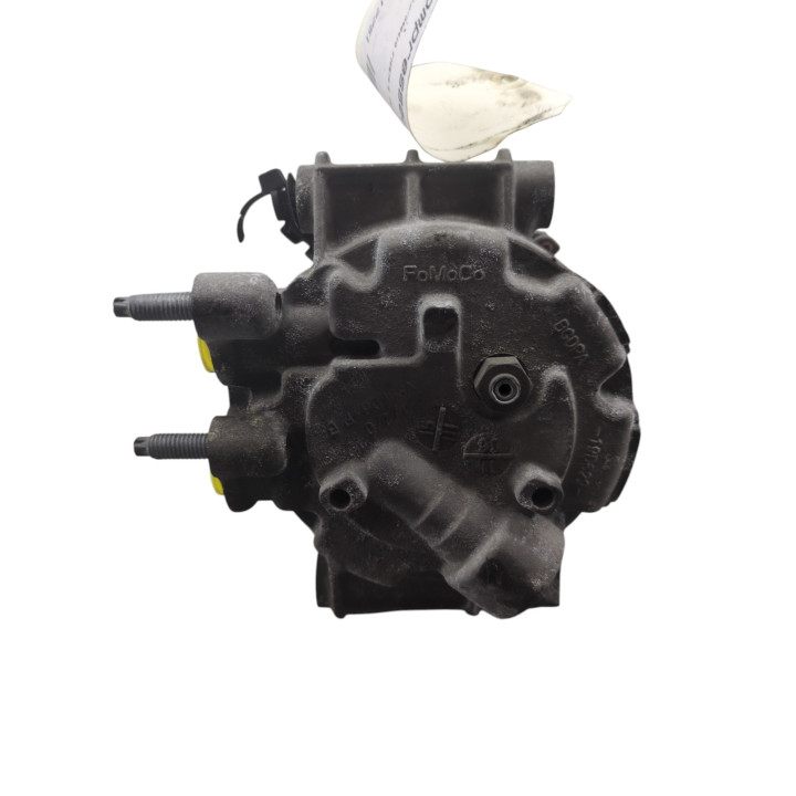 Compresseur clim FORD FIESTA 6 Photo n°4