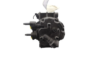 Compresseur clim FORD FIESTA 6 Photo n°4