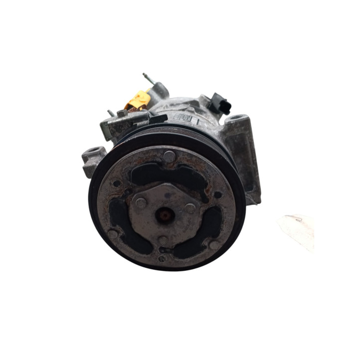 Compresseur clim OPEL CORSA F Photo n°2