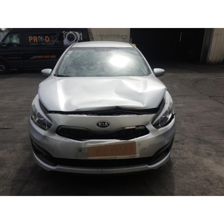 Compresseur clim KIA CEE-D 2 Photo n°6
