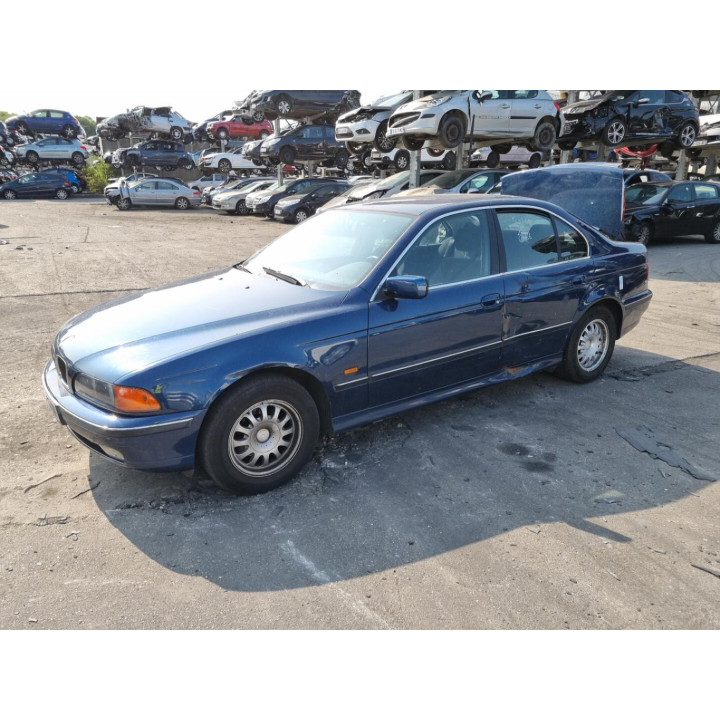 Compresseur clim BMW SERIE 5 E39 Photo n°7