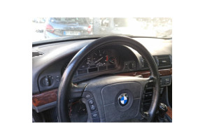 Compresseur clim BMW SERIE 5 E39 Photo n°9