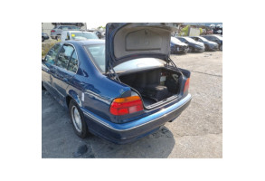 Compresseur clim BMW SERIE 5 E39 Photo n°11