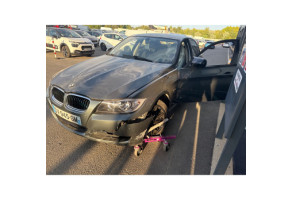 Cache moteur  BMW SERIE 3 E90 Photo n°8