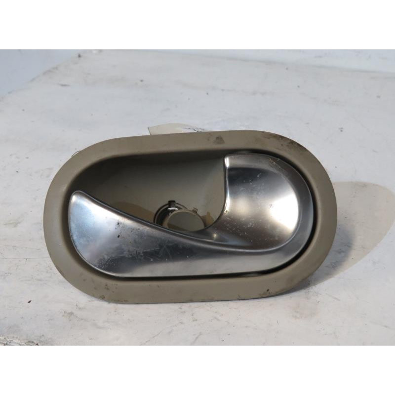 Poignee interieur arriere droit RENAULT GRAND SCENIC 2 Photo n°1