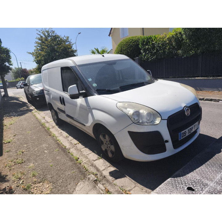 Feu arriere principal droit (feux) FIAT DOBLO 2 Photo n°9