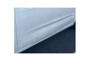 Feu diurne avant gauche CITROEN C4 PICASSO 2 Photo n°7