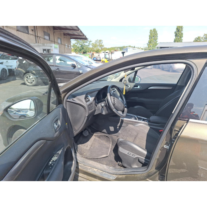 Feu arriere principal droit (feux) CITROEN C4 2 Photo n°7