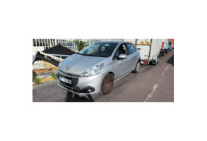 Feu arriere principal droit (feux) PEUGEOT 208 1 Photo n°10