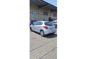 Feu arriere principal droit (feux) PEUGEOT 208 1 Photo n°15