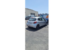 Feu arriere principal droit (feux) PEUGEOT 208 1 Photo n°18