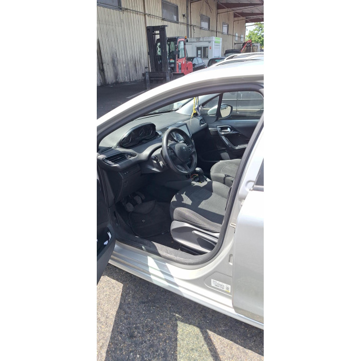 Feu arriere principal droit (feux) PEUGEOT 208 1 Photo n°20