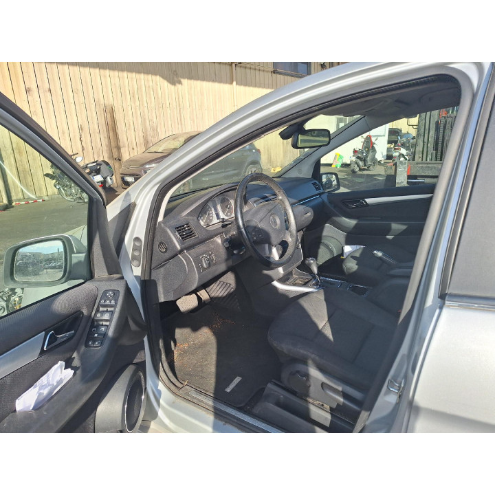 Feu arriere principal droit (feux) MERCEDES CLASSE B 245 Photo n°9