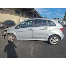 Feu arriere principal droit (feux) MERCEDES CLASSE B 245 Photo n°12