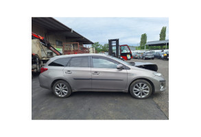 Feu arriere principal droit (feux) TOYOTA AURIS 2 Photo n°18